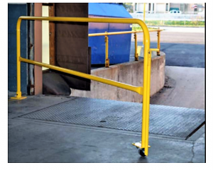 5. Example of movable gate to put in front of
pallet stacker when machine is in use.